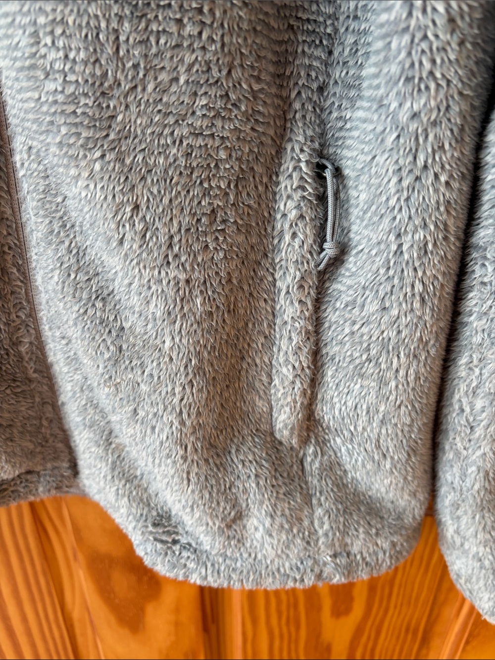 The North Face Light Gray Full-Zip Plush Fleece Jacket - Size Medium - Picture 6 of 12